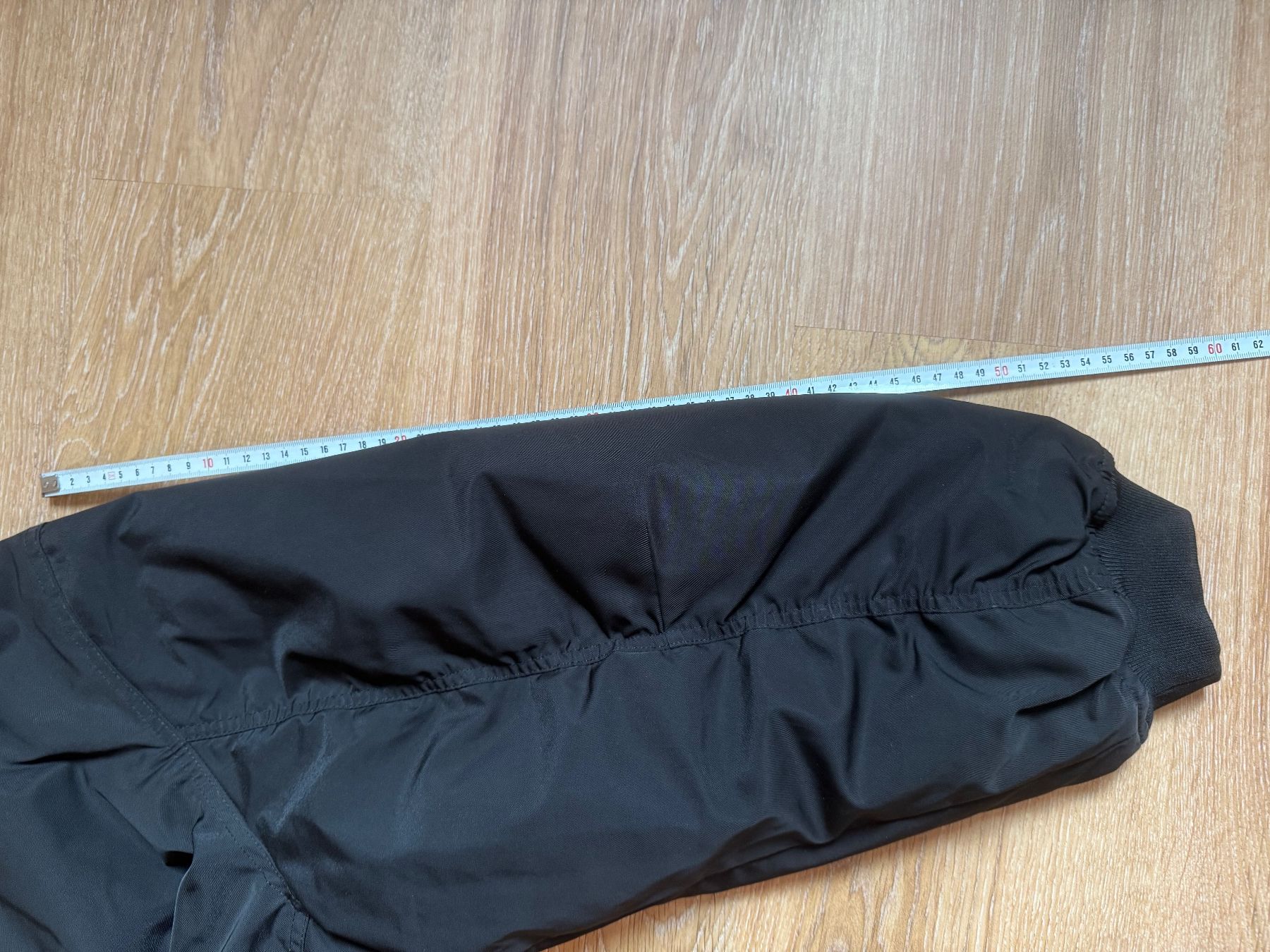 Mango Giacche: Veste bomber oversize noir Mango, t.M/38 – Usato da Tavannes venduto da Thriftshop 4