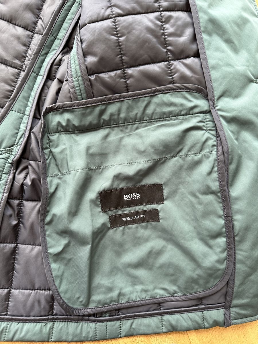 Hugo Boss Jacken: Jacke Original Hugo Boss, Grösse 52 – Neu (gemäss Beschreibung) aus Stansstad von Dalmatinerhjf 2