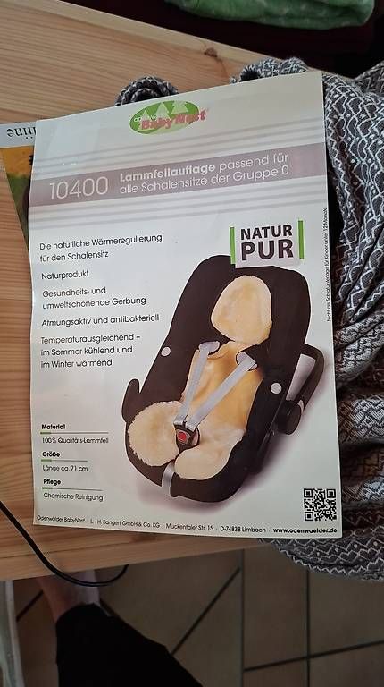 Sièges auto: Lammfellauflage Babyschale – D'occasion à Hellsau par Nuedeli.1402