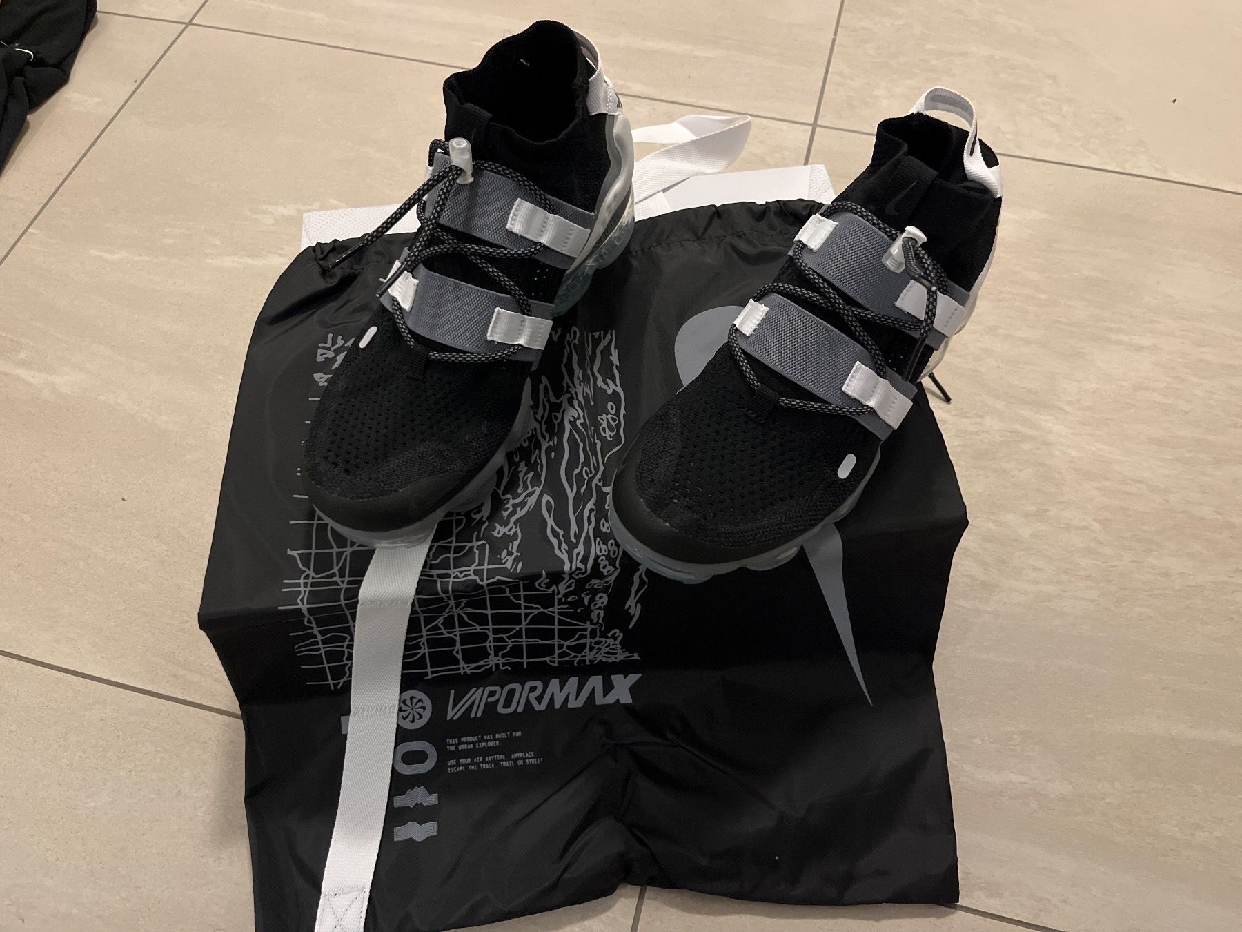 Nike Scarpe da uomo: Nike Air Vapormax FK Utility – Usato da Lenzburg venduto da JoelMeier 3