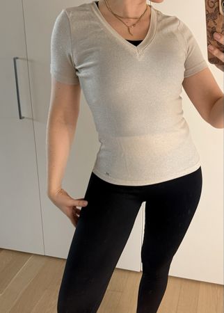 Morgan Shirt S beige/goldig Oberteil tshirt v Ausschnitt 