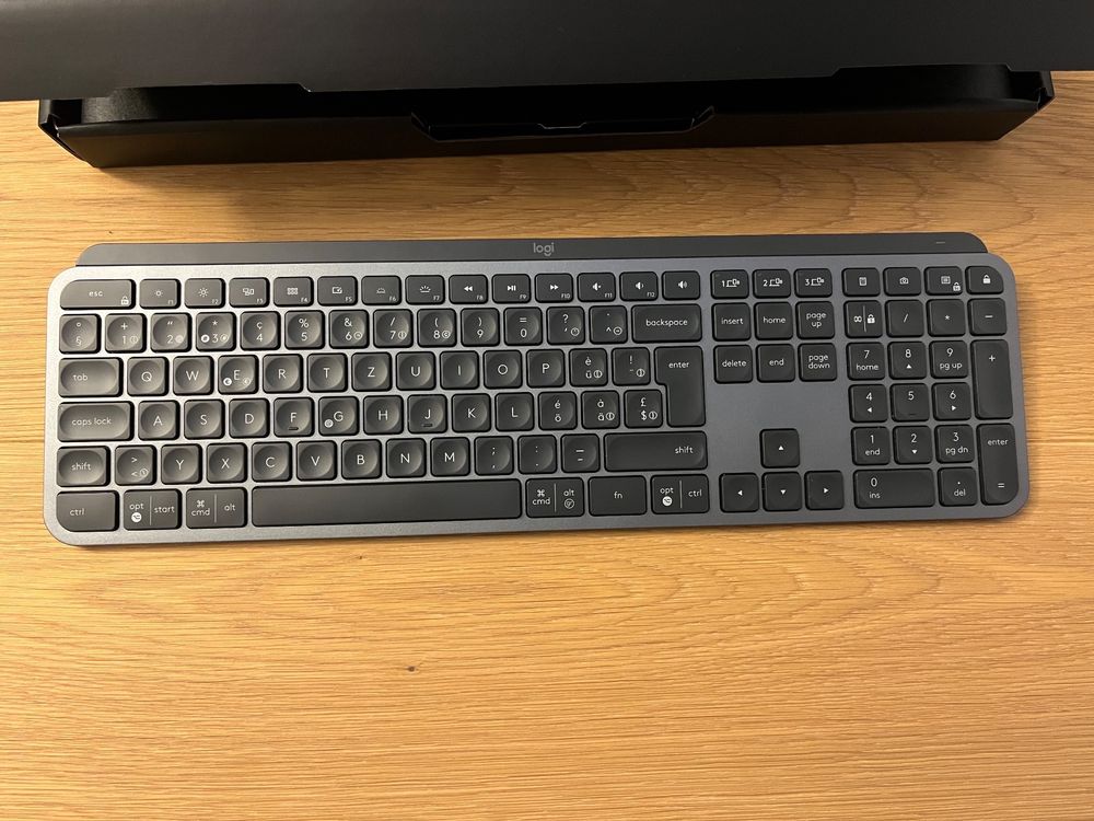 Logitech Tastatur MX Keys Plus (CH) (Gebraucht) in Oftringen für CHF 70 ...