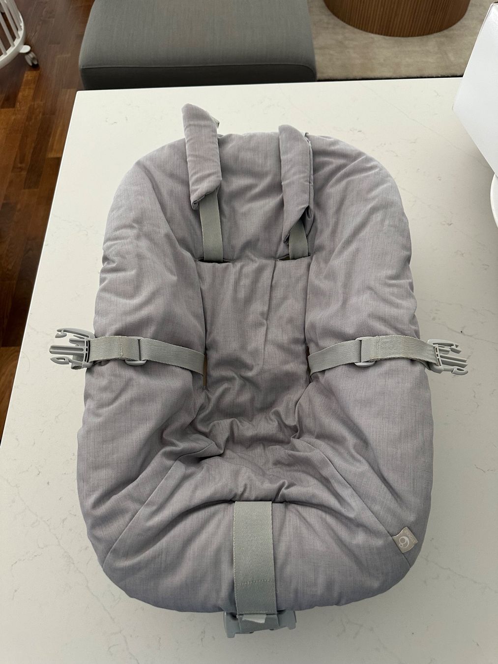 Stokke Auto-Kindersitze: Stokke Tripp Trapp Newborn Set – Gebraucht aus Zürich von DZ1985