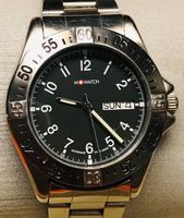 MONDAINE Day-Date Herrenuhr Swiss-Made ( Quartz / 43 mm )