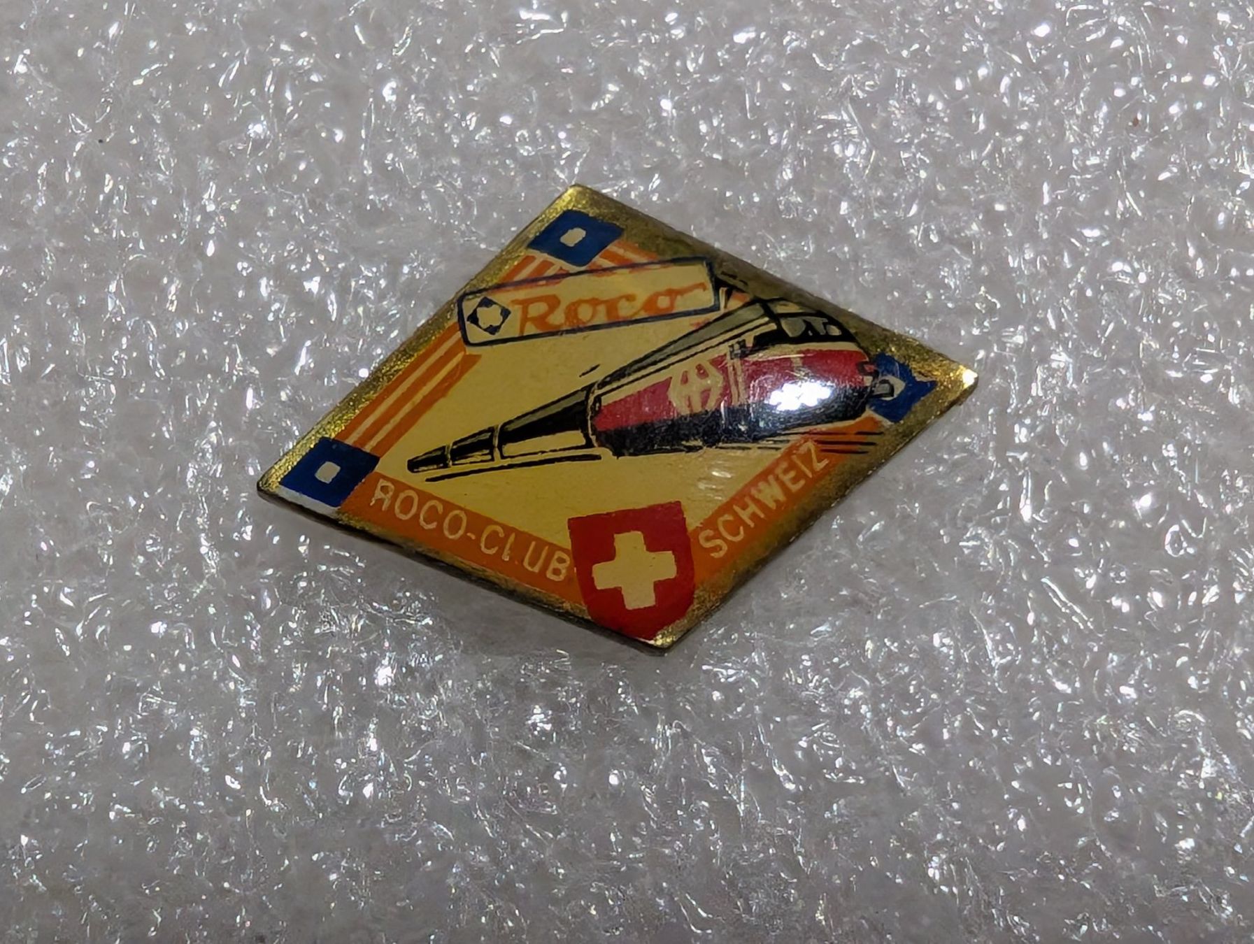 Plaketten & Abzeichen: Ansteckpin 251: Roco – Gebraucht aus Oppligen von Pin-Fall-Shop