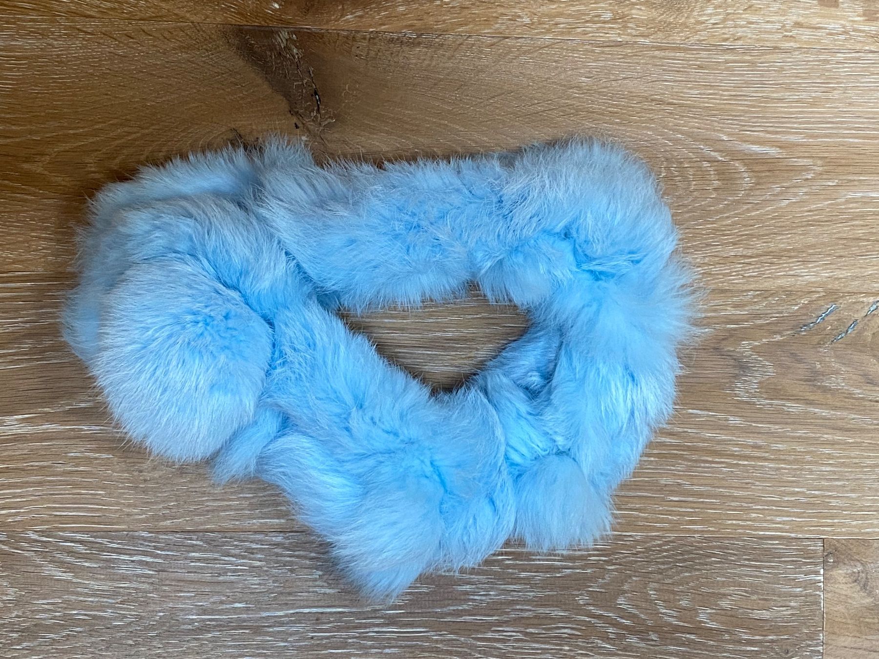 Foulards, Tücher & Schals: Fluffy baby blue neck warmer scarf – Neu (gemäss Beschreibung) aus Grund b. Gstaad von PlageNeigeplus 1