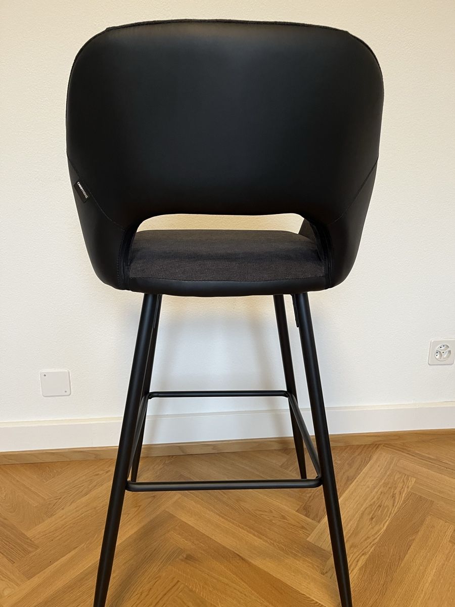 Seggioloni: 2 Barstühle, neu und unbenutzt – Nuovo e nell'imballaggio originale da Basel venduto da han_wfg7 5
