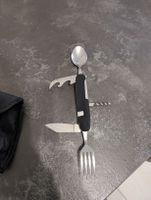 Praktisches 5-in-1 Campingbesteck
