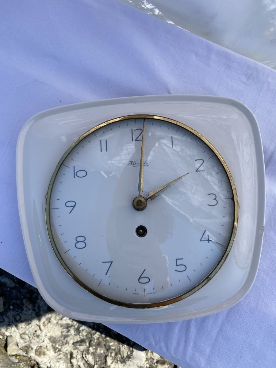 Kienzle Orologi: Vintage Keramik Wanduhr, 60er – Usato da Glattbrugg venduto da Pischte.Brockenhaus 1