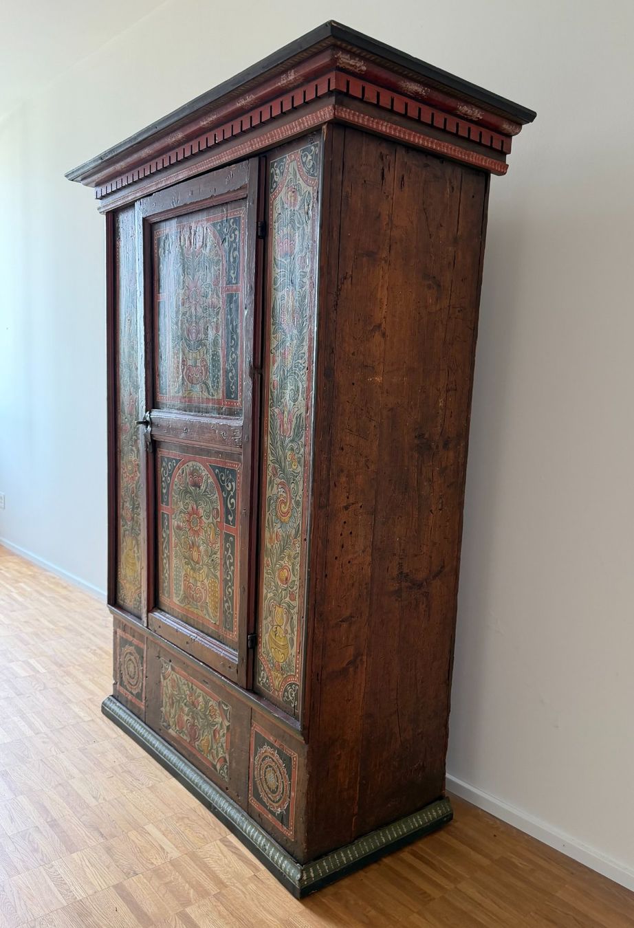 Schränke: Schrank, Appenzeller, eintürig, bemalt – Gebraucht aus Basel von BradPeeters 1