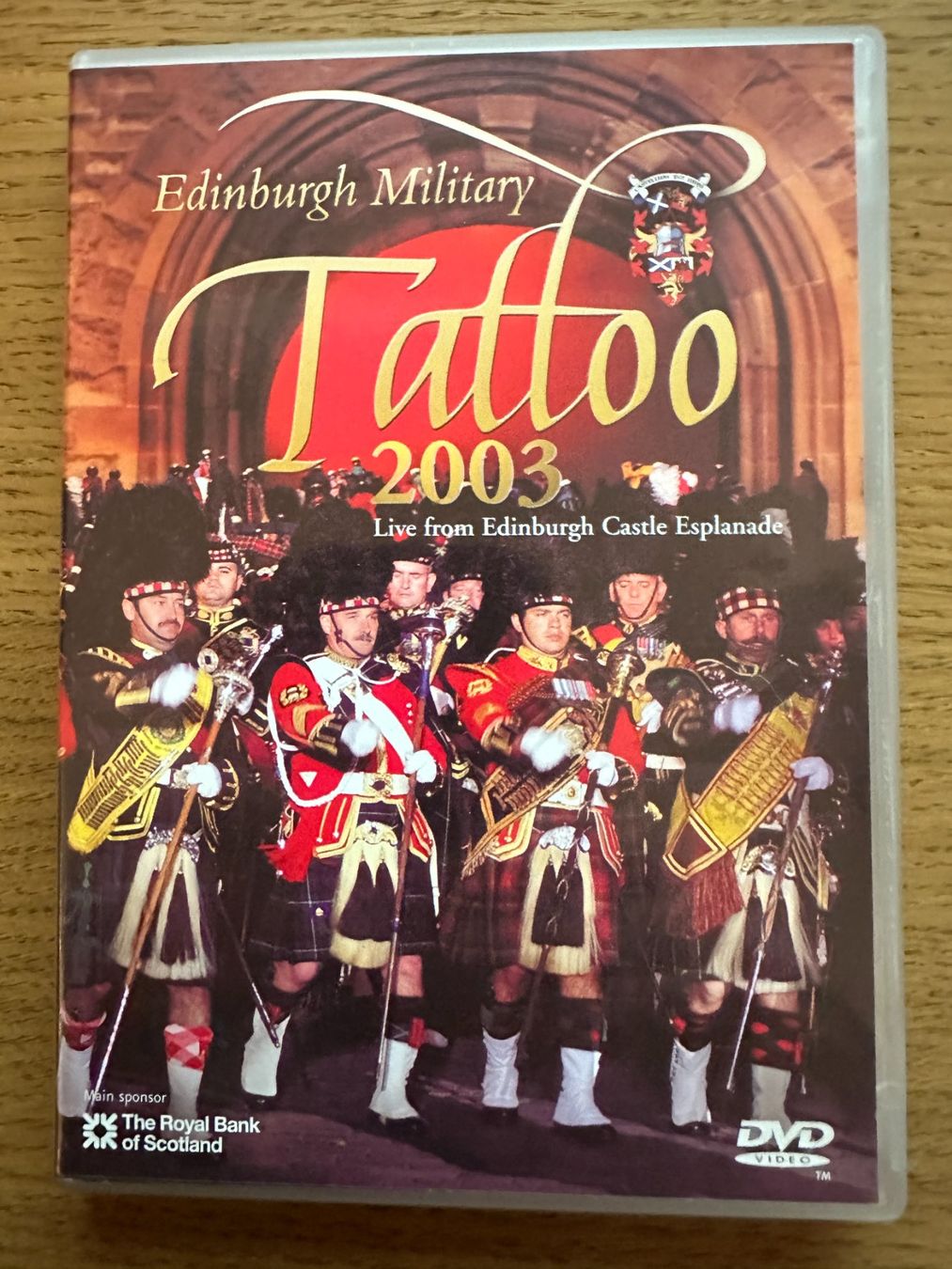 Tutti i DVDs: Edinburgh Military Tattoo 2003 – Usato da Basel venduto da jannickpascal