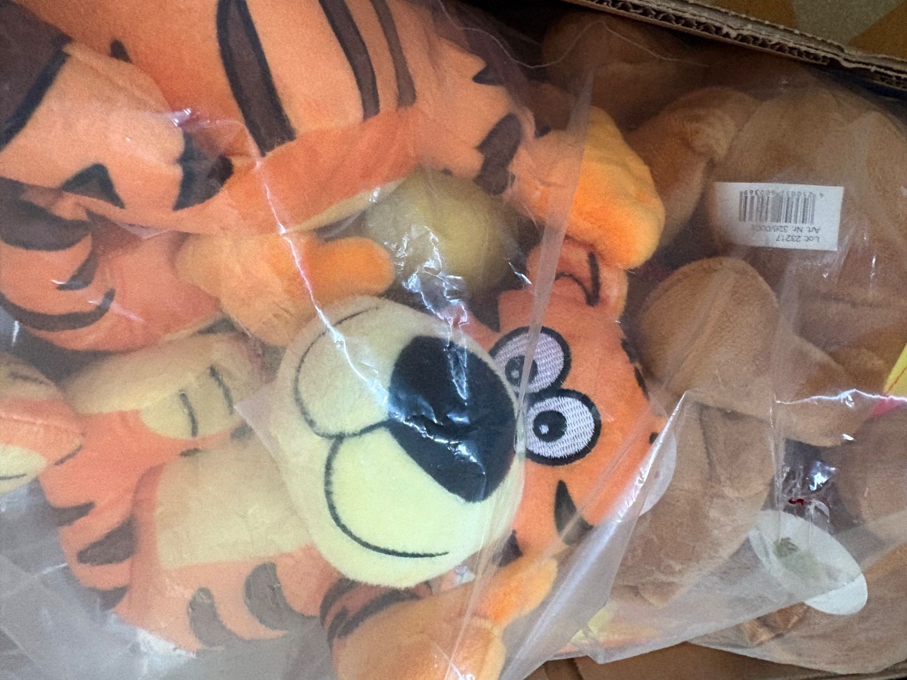 Spielzeuge: Kiddy Dome Stofftier Bär oder Tiger NEU mit Etikett – Neu und originalverpackt aus Luzern von Valie 2
