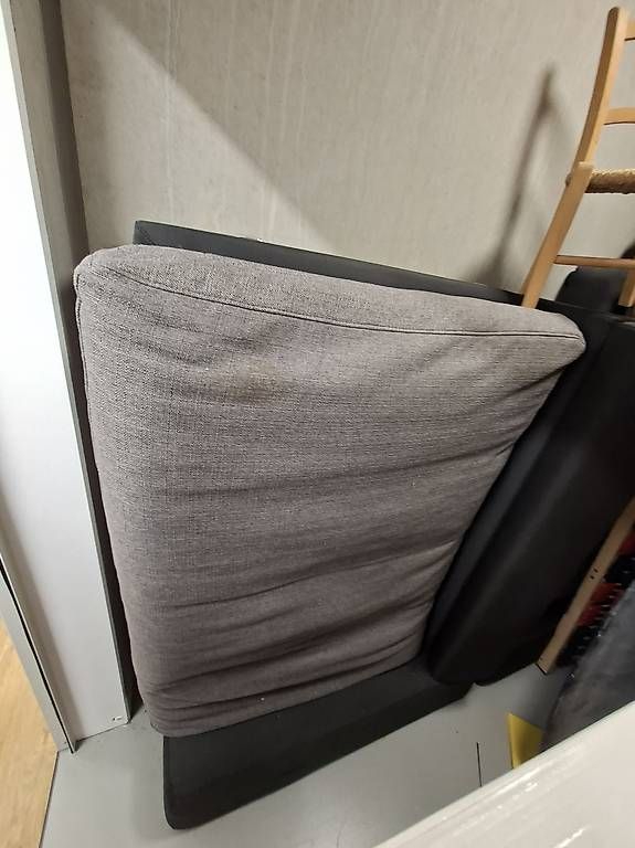 Divani: Sofa zum abholen Preis verhandelbar – Usato da Schaffhausen venduto da Josua_schnurri