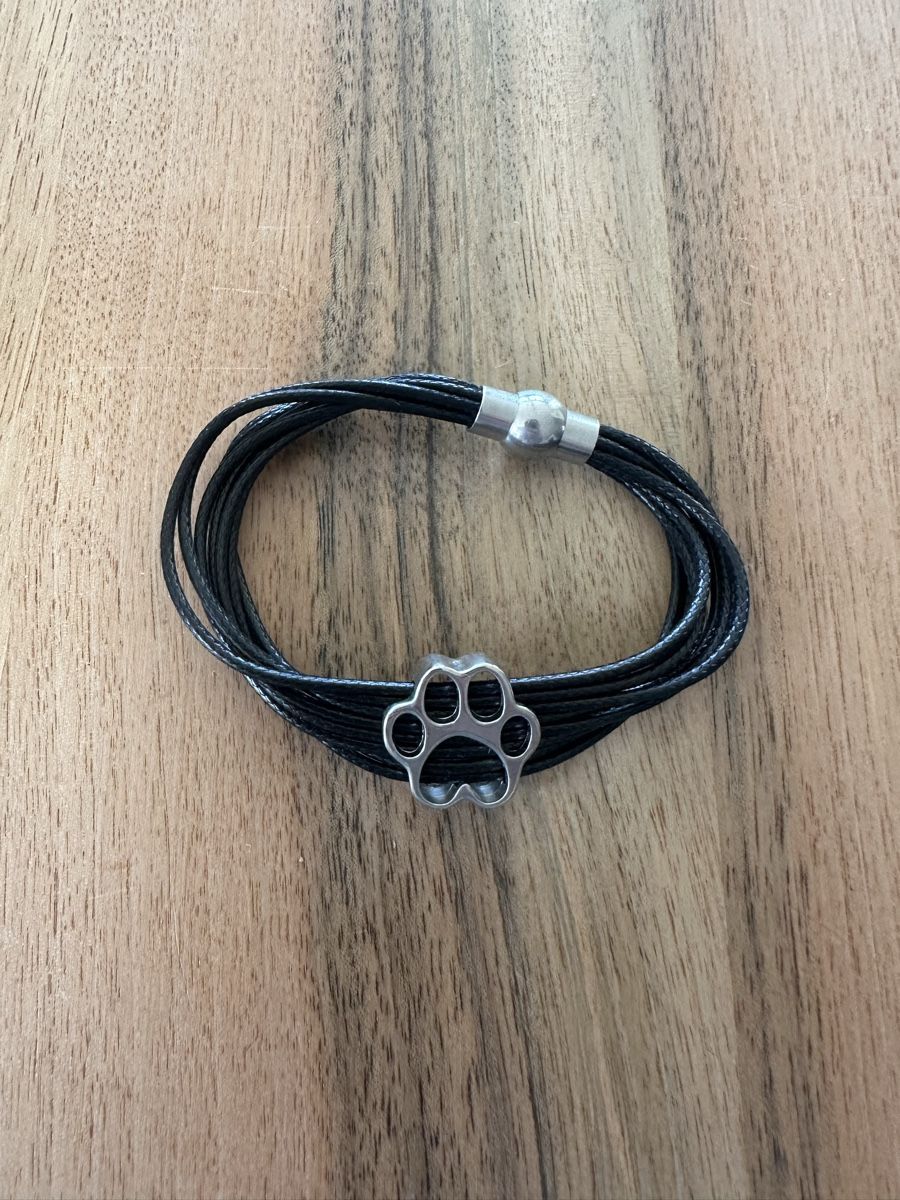 Armbänder & -reifen: Armband Tierpfote – Gebraucht aus Seeberg von len_9vys