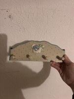 Niedliche Kinder Garderobe mit 4 Haken, Top Zustand!