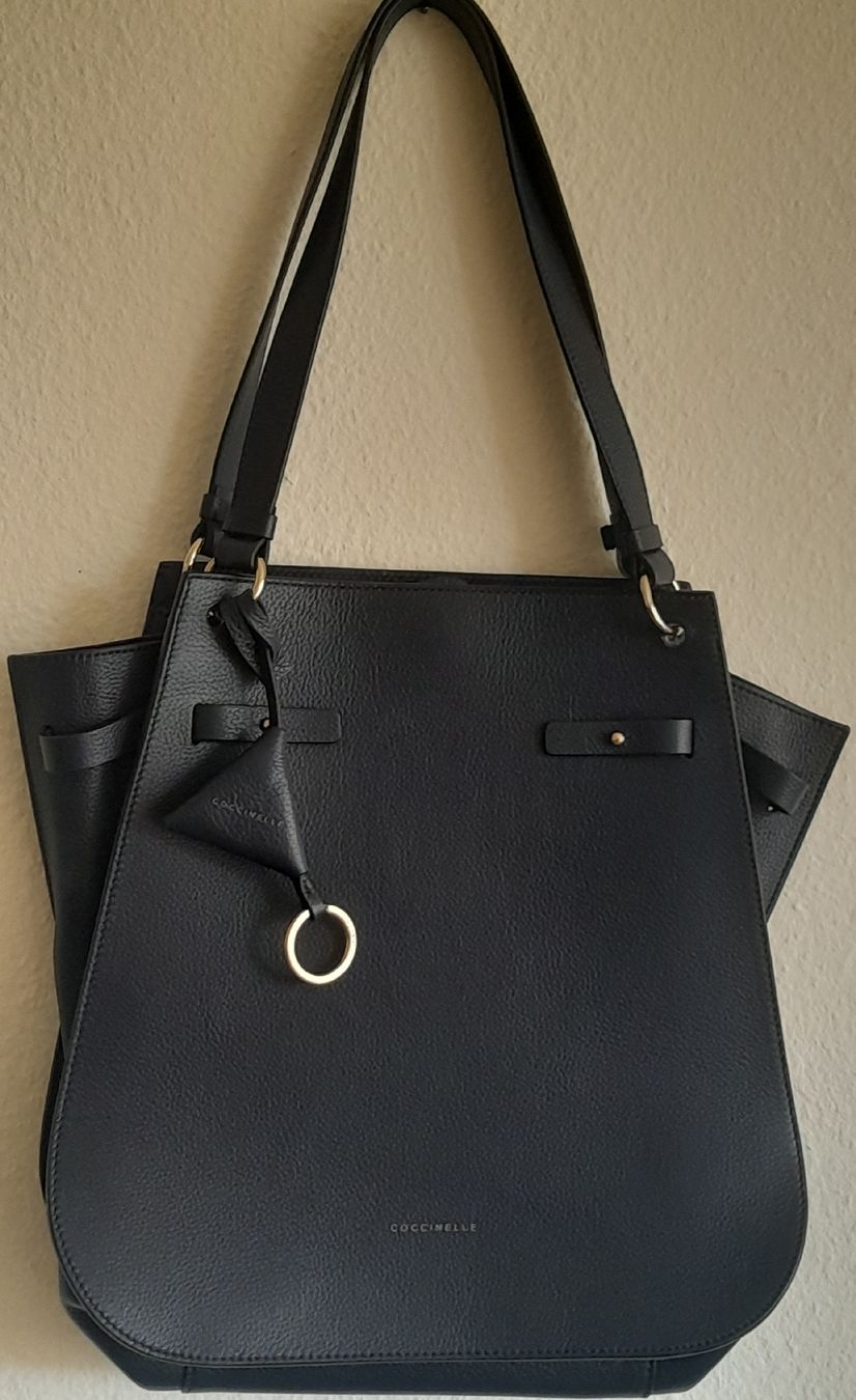 Coccinelle Borse da donna: Sac COCCINELLE En cuir bleu  – Usato da Lausanne venduto da Glam-Luxe 1