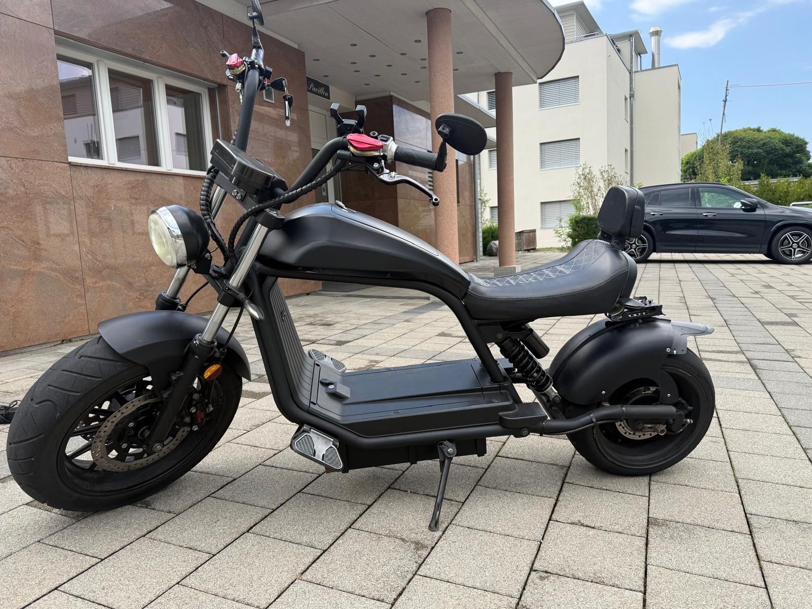 Scooters: E-Roller – Gebraucht aus Thun von Jana-88 8