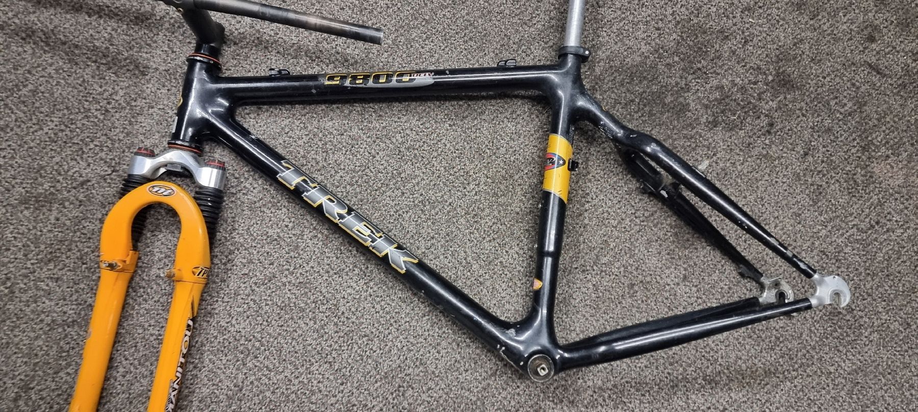 Trek Pezzi di ricambio: Trek 9800 OCLV Rahmenset  – Usato da Seon venduto da Stibinio 7