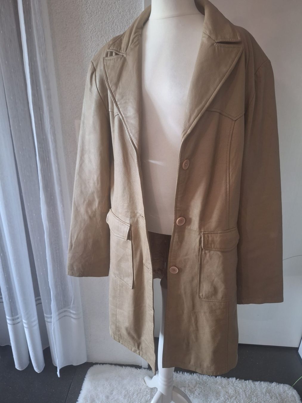 Cappotti: Trenchcoat in Leder – Usato da Schöftland venduto da Luky3535 1