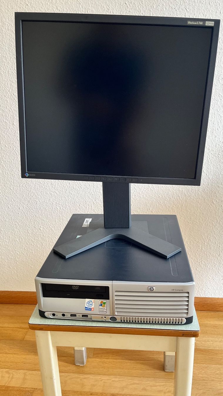 Hewlett Packard PCs: HA compaq mit Bildschirm – Gebraucht aus Pfeffingen von Gascard