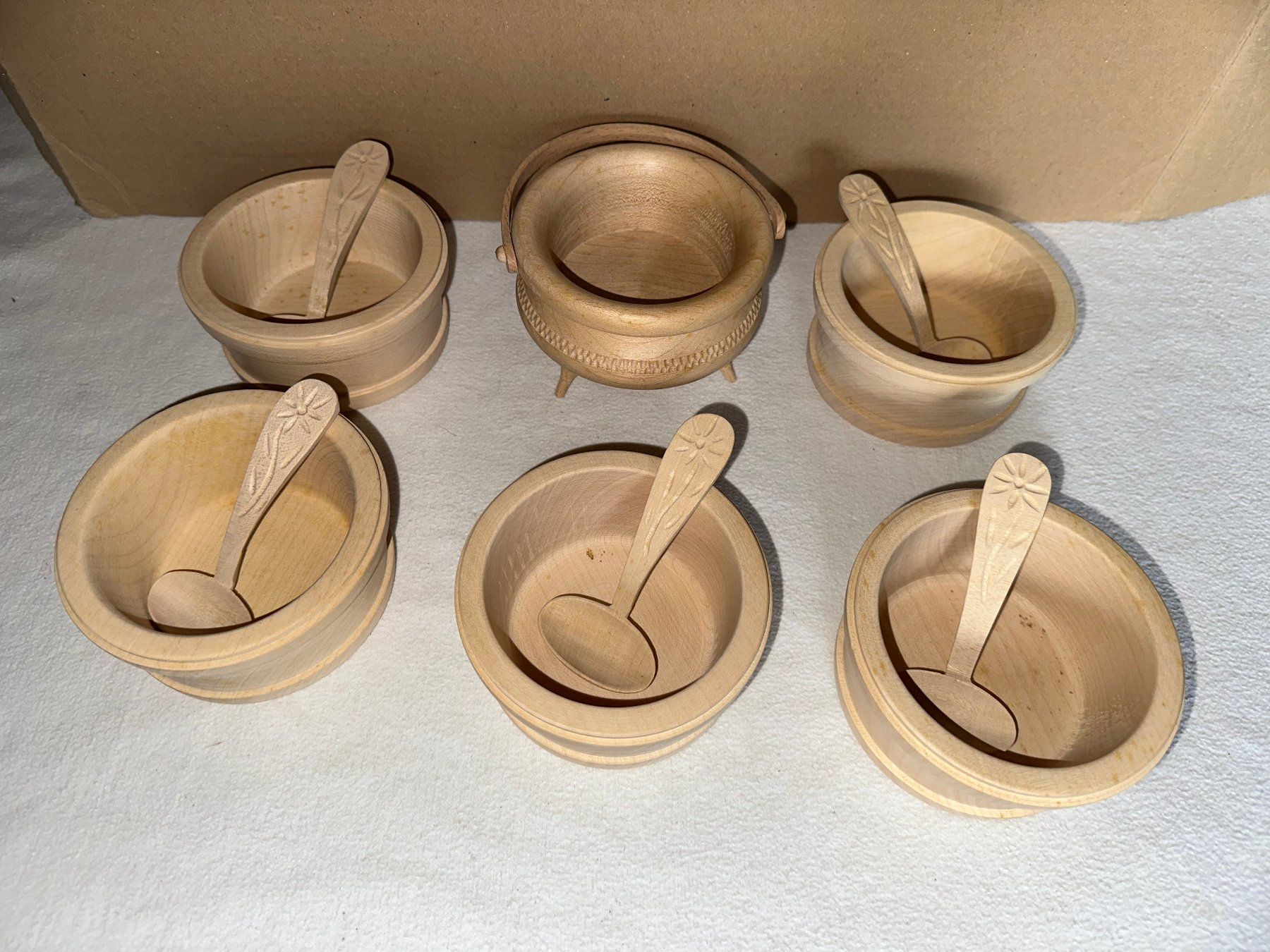 Set di piatti: Bac à crème avec 5 godets en bois – Usato da Ste-Croix venduto da BuffetSC 6