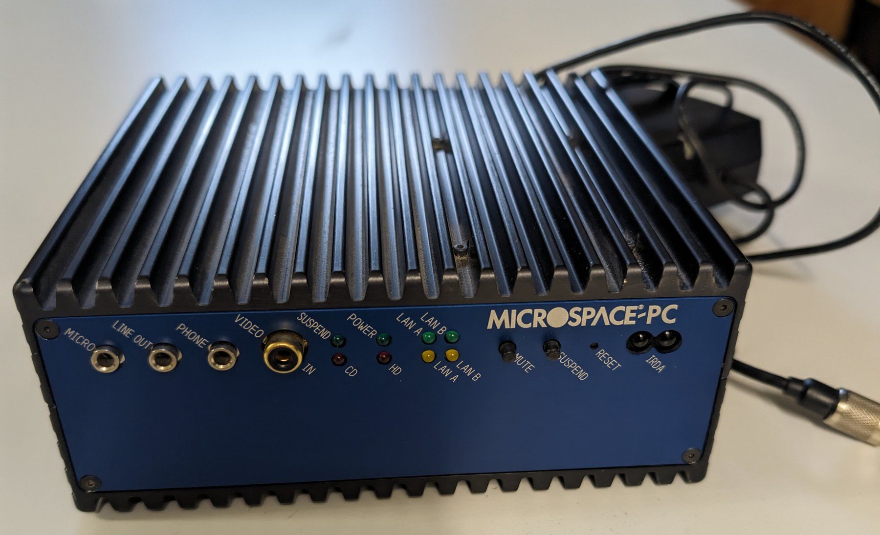 PCs: Microspace PC (Fanless, ohne HDD) – Gebraucht aus Wallisellen von