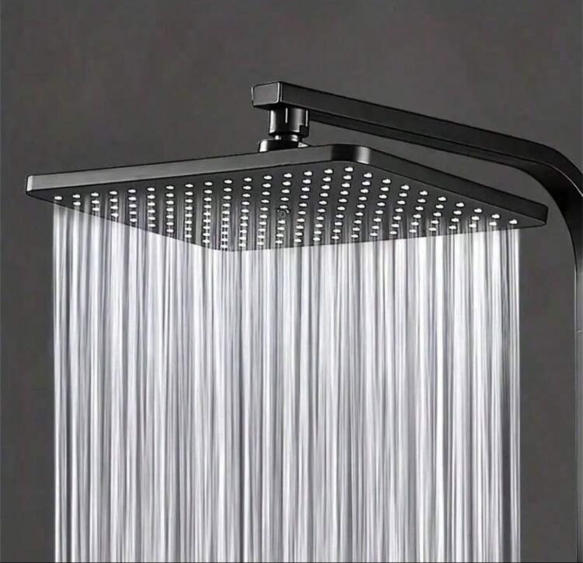 Soffioni doccia: Schwarzer Regenduschkopf - Neu 29x19cm 🚿 – Nuovo e nell'imballaggio originale da Emmenbrücke venduto da engueteDeal 2