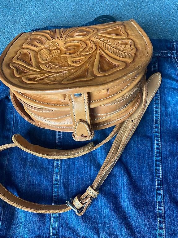 Borse da donna: Ledertasche vintage – Usato da St. Gallen venduto da Konstanza 2