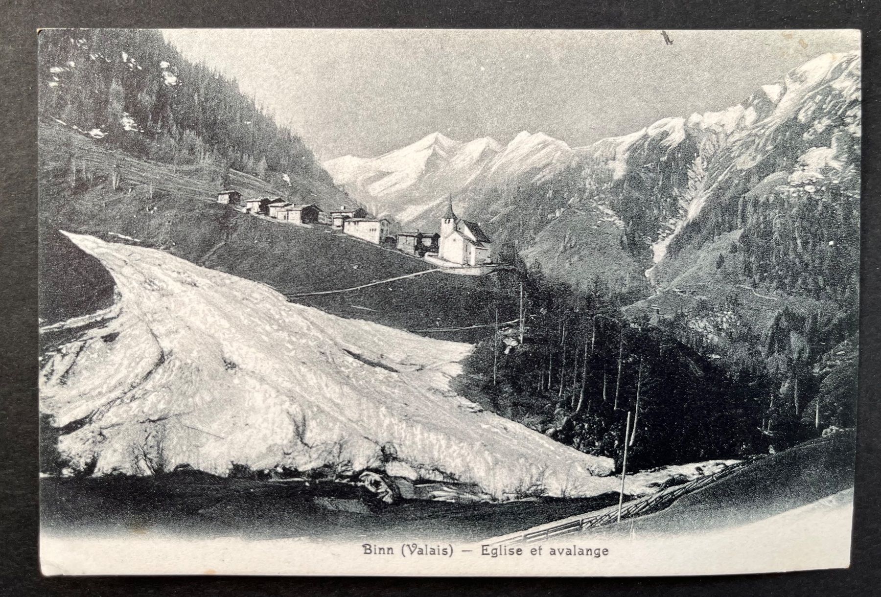 Cartoline postali: Binn - Eglise et avalange/ 1910 – Usato da Ostermundigen venduto da DaxKarten-75