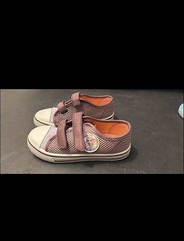 Scarpe per ragazze: Chaussures Frozen  – Usato da Epalinges venduto da Alessia93 1