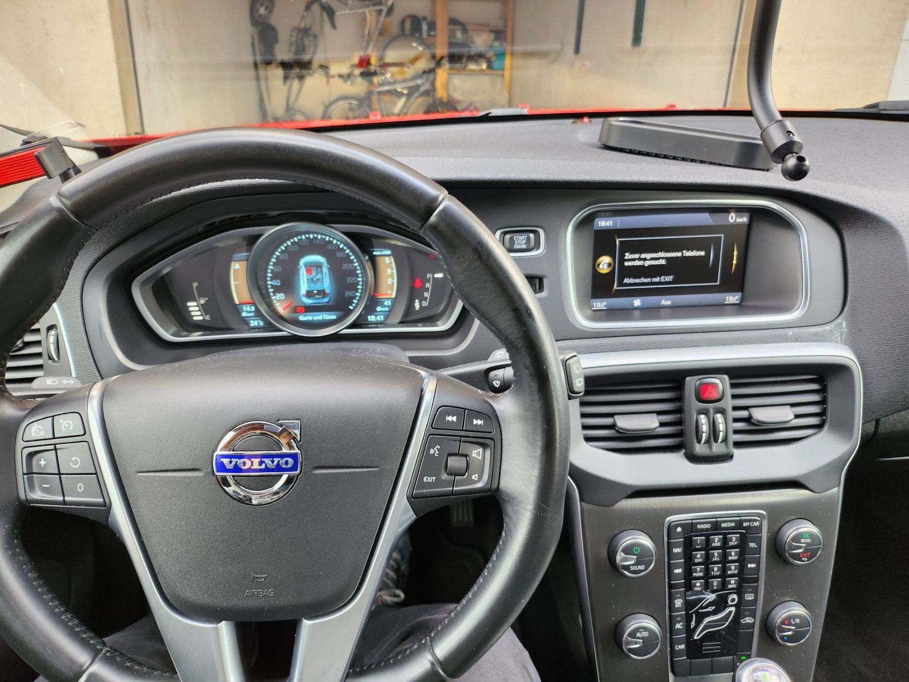 Volvo Automobili: Volvo v40 d3 – Usato da Belp venduto da Panther_ 5