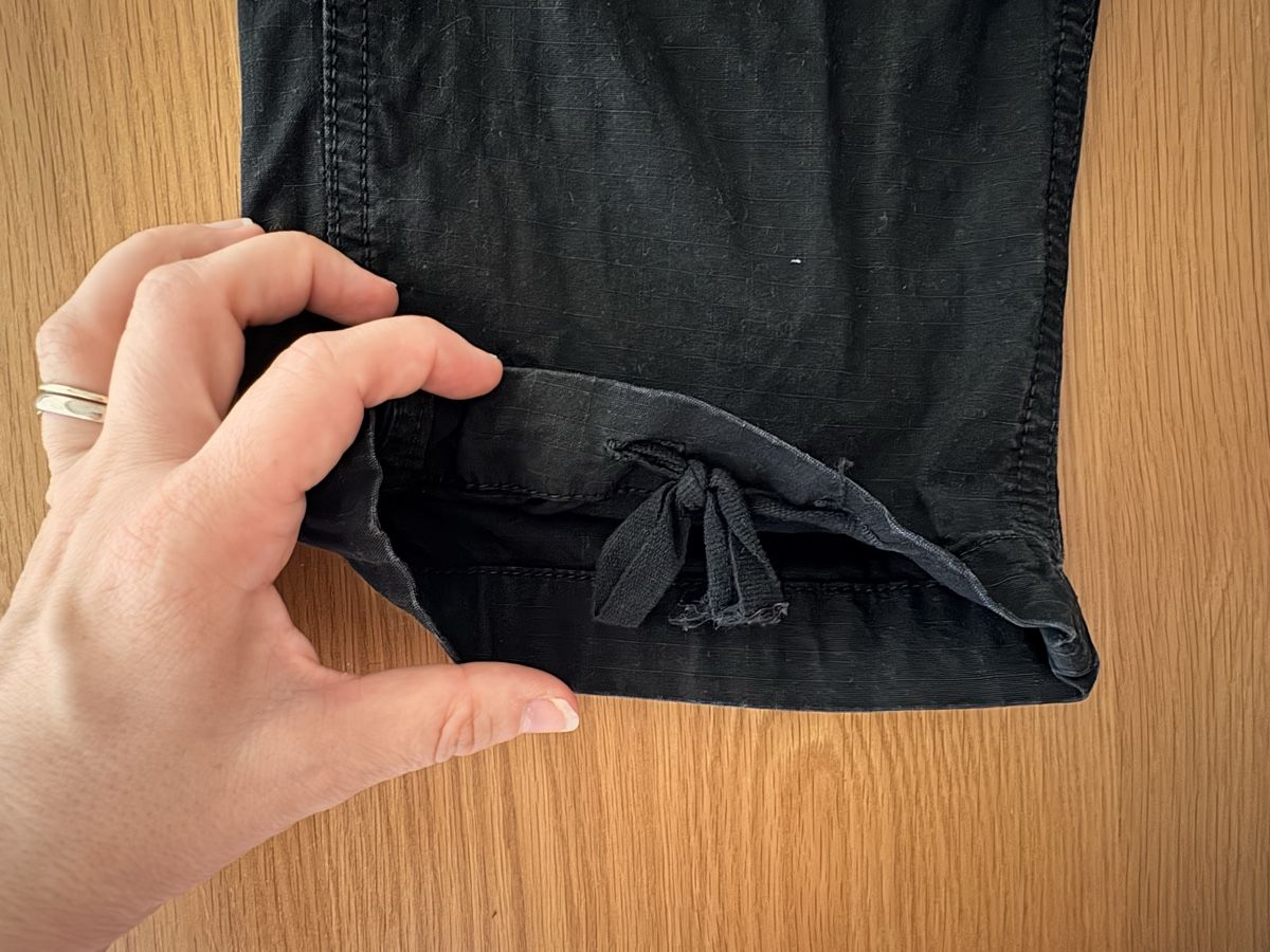 Pantaloni: Pantaloni donna marca S.C.O.U.T. neri  – Usato da S. Antonino venduto da FedeKikka88 5