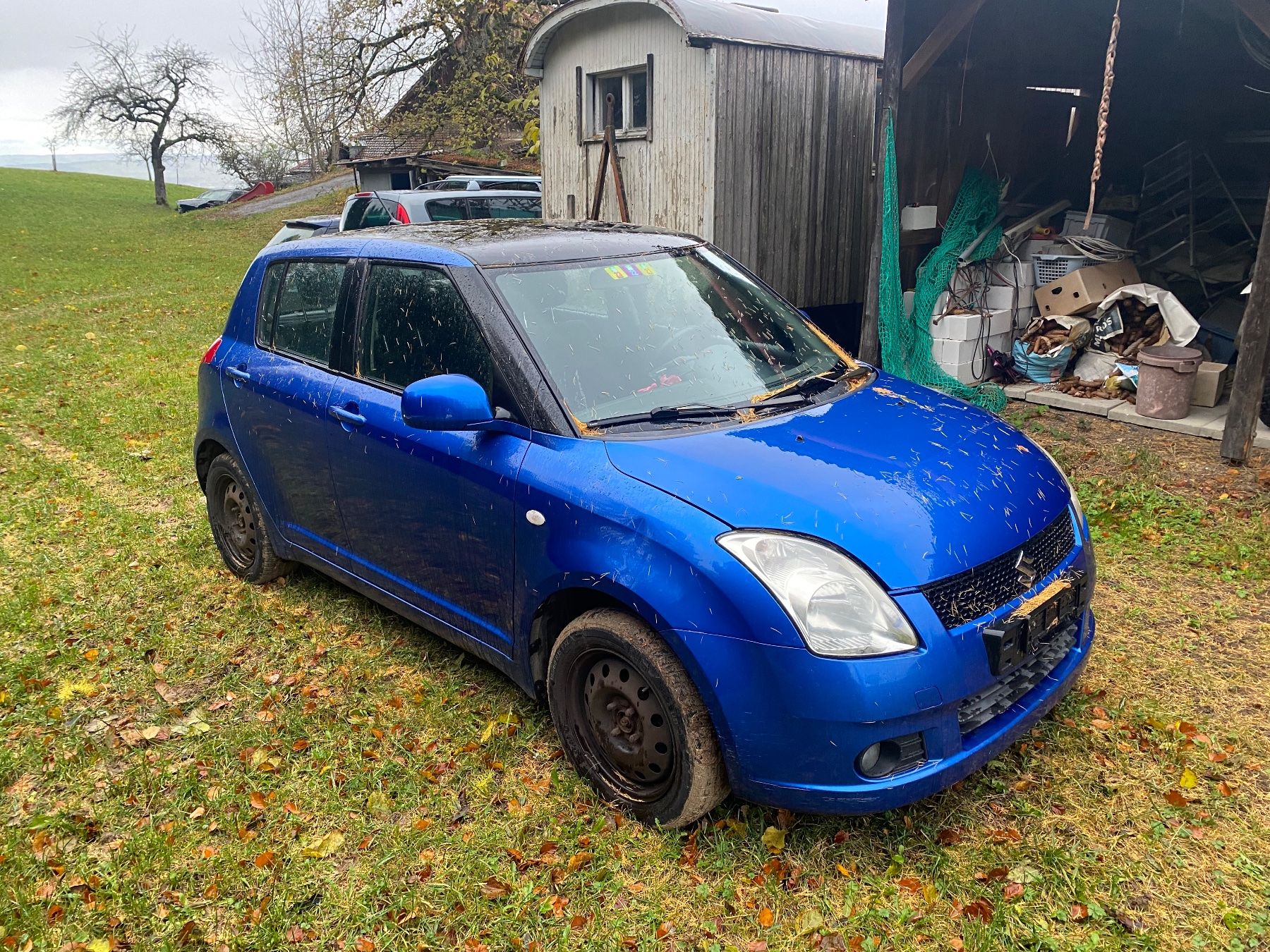 Suzuki Autos: Suzuki Swift 1.3 4WD – Defekt aus Edlibach von  2