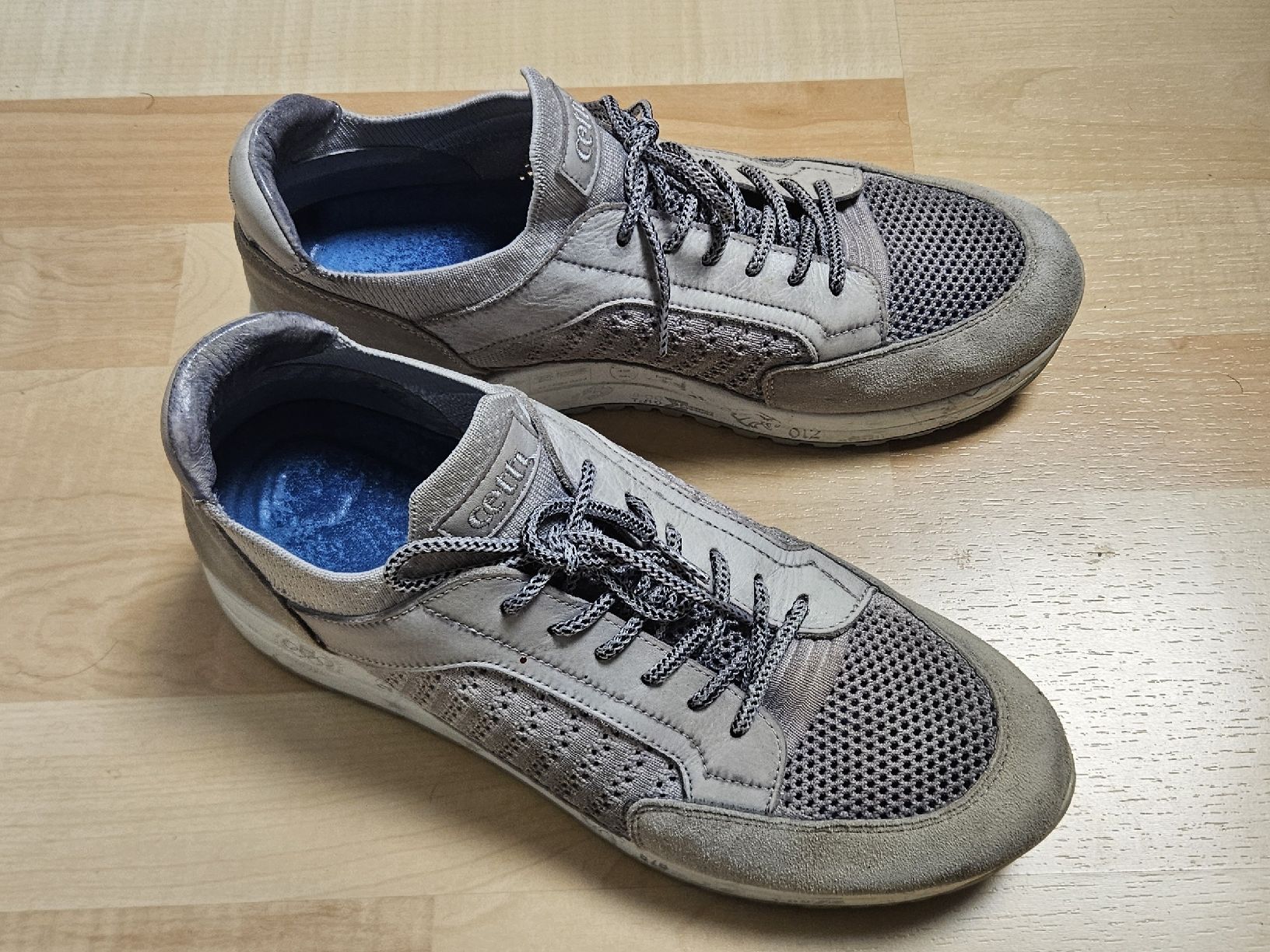 Scarpe da uomo: Cetti Sneaker grau Wildleder Mesh Grösse 43 – Usato da Goldach venduto da P.X.A. 2