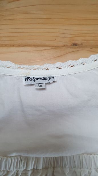 Top: Dirndl-Oberteil mit Bluse – Usato da Wagerswil venduto da flagge 3
