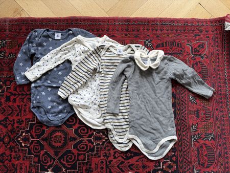 4x Petit Bateau Bodys Gr. 74–81 – hochwertiges Set in Blau