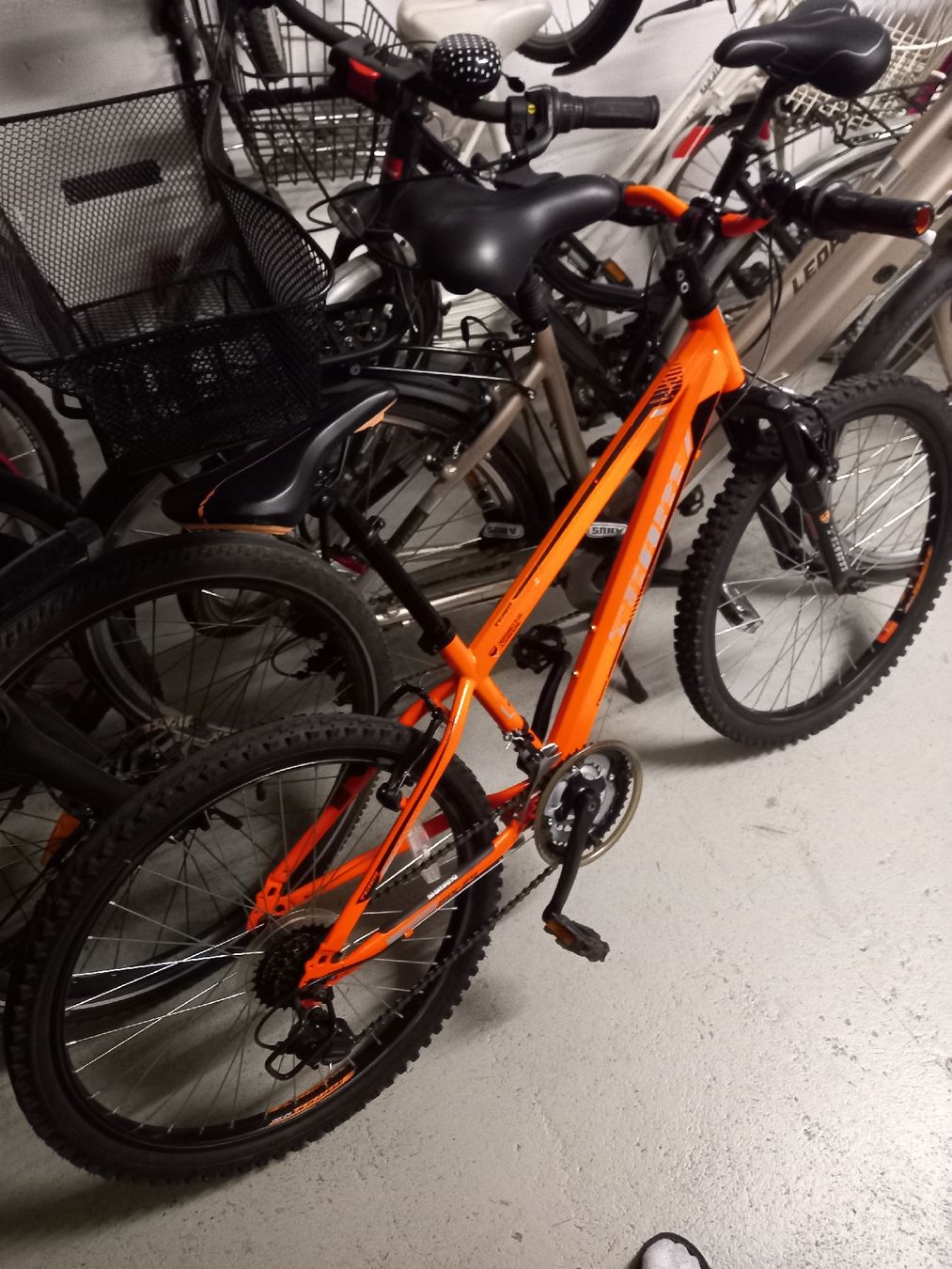 Velos: Schönes Velo🙂 – Gebraucht aus Zürich von vik_q29w
