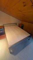 Bett 1.4x2m: Metallrahmen + Lattenrost + auf Wunsch Matratze