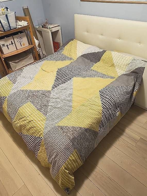 Betten: Doppelbett mit Stauraum 200x172 – Gebraucht aus Zürich von fra_tls7