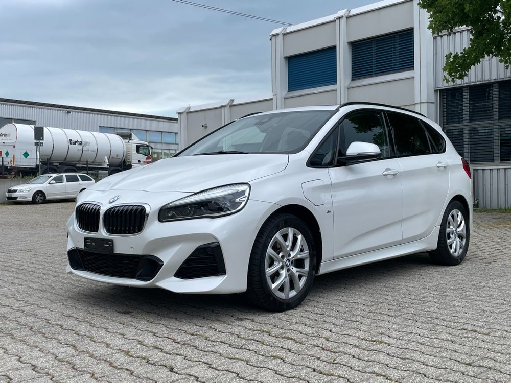 BMW 225xe XDrive AT KM 19 900 JG 2020 Navi Panorama, LED (Gebraucht) in ...