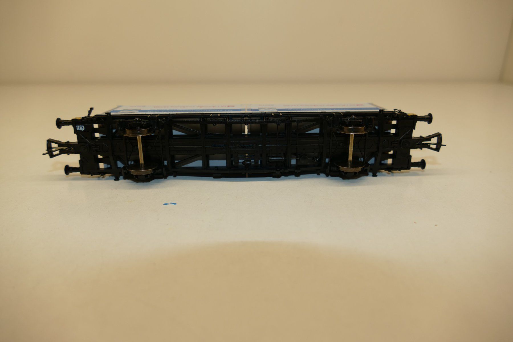 Fleischmann Modellini di ferrovie: Fleischmann H0: Containertragwagen "World Transport" – Nuovo e nell'imballaggio originale da Niederhasli venduto da rail-duerst 4