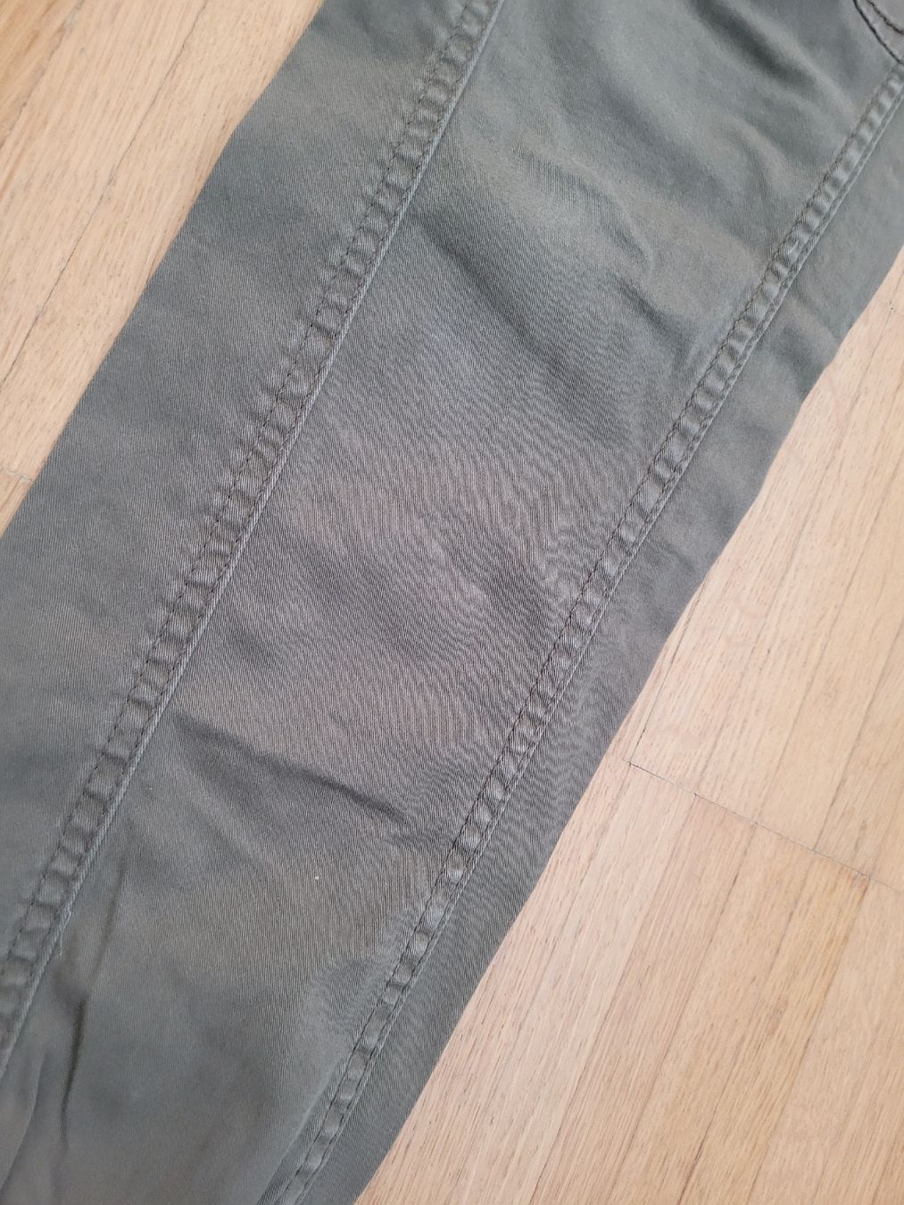 Pantaloni: Pantalon cargo Jack & Jones, taille 27/32 – Usato da Villars-sur-Glâne venduto da m66_dch5 4