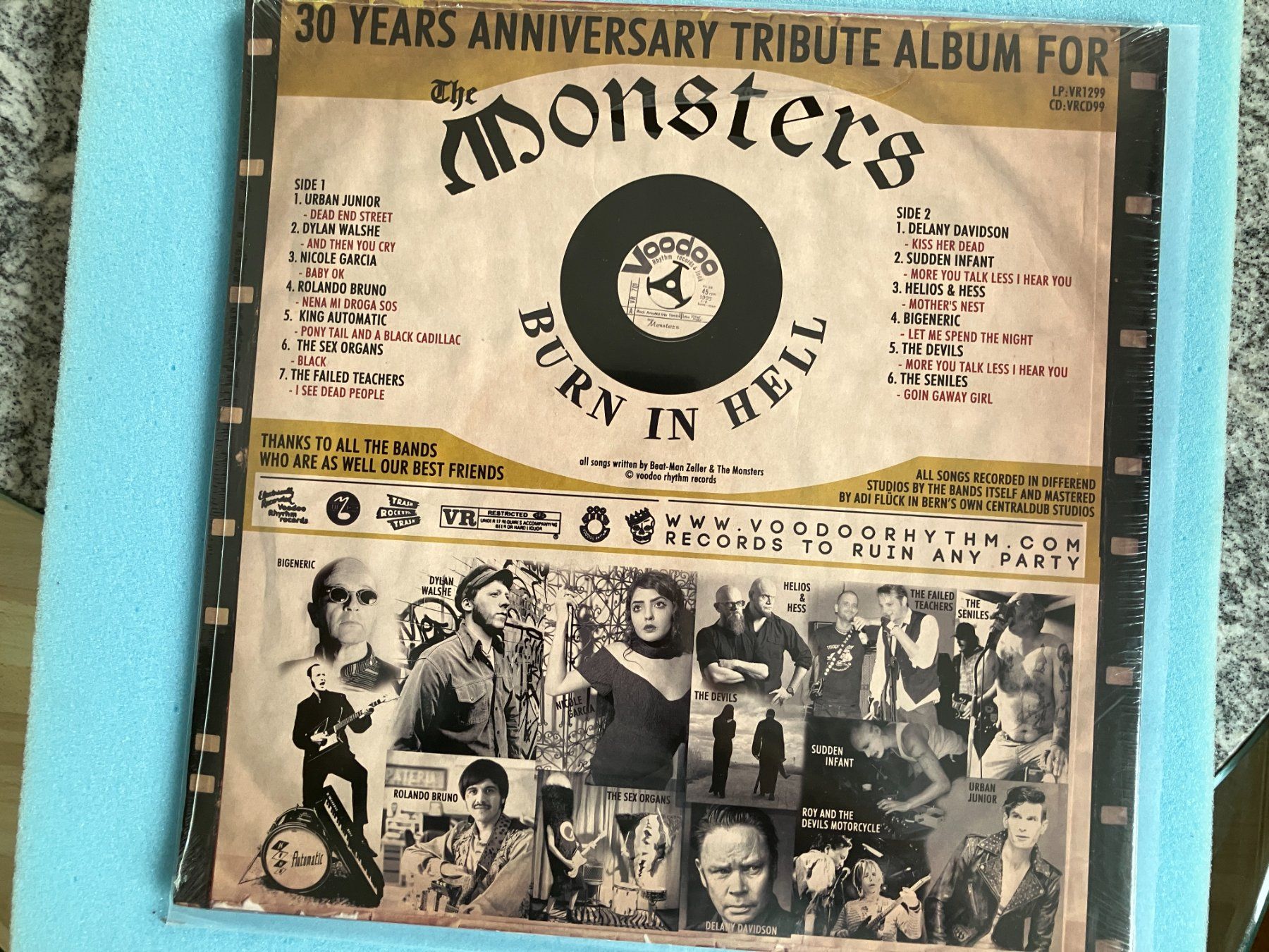 Dischi in vinile: The Monsters – Nuovo e nell'imballaggio originale da Aarwangen venduto da Jukebox3 3