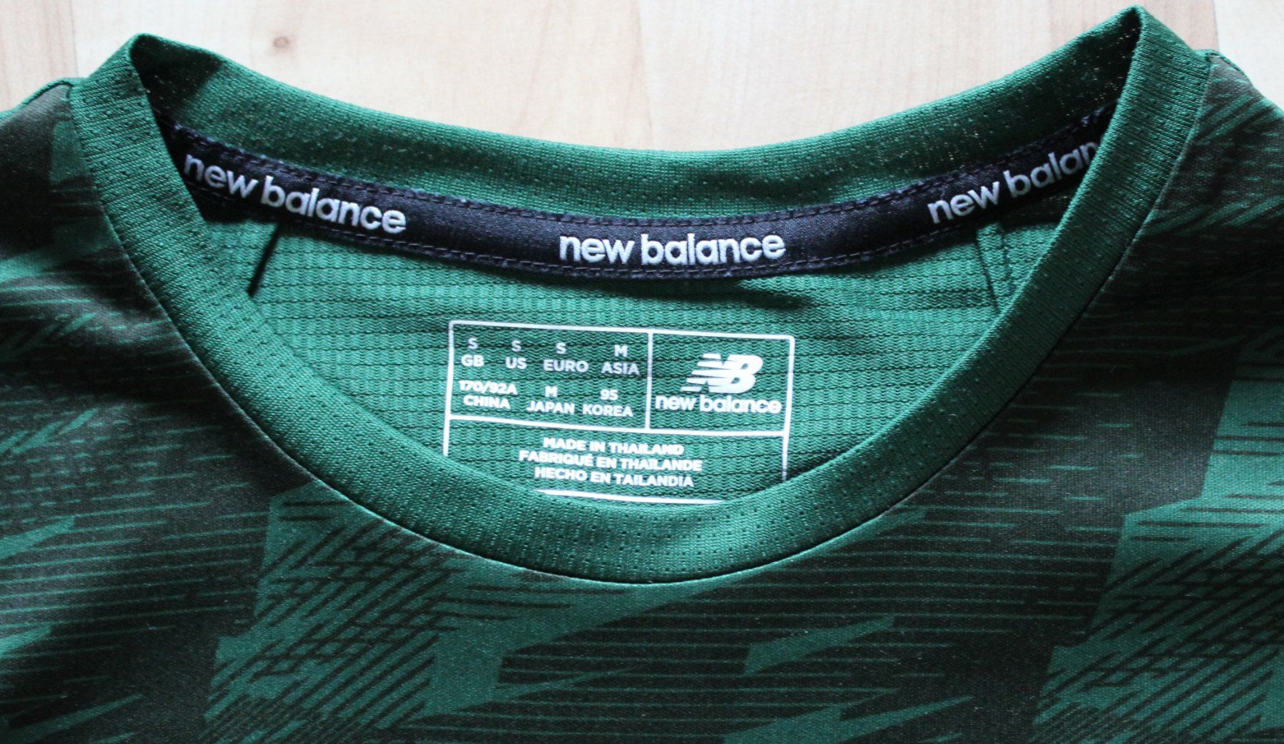 New Balance Leibchen & Hosen: Trikot Irische Nationalmannschaft – Gebraucht aus Worblaufen von Cookie23 2