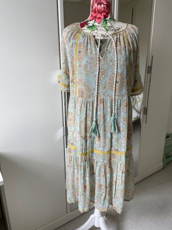 Kleid NILE Gr. S ca. 38 Top Zustand