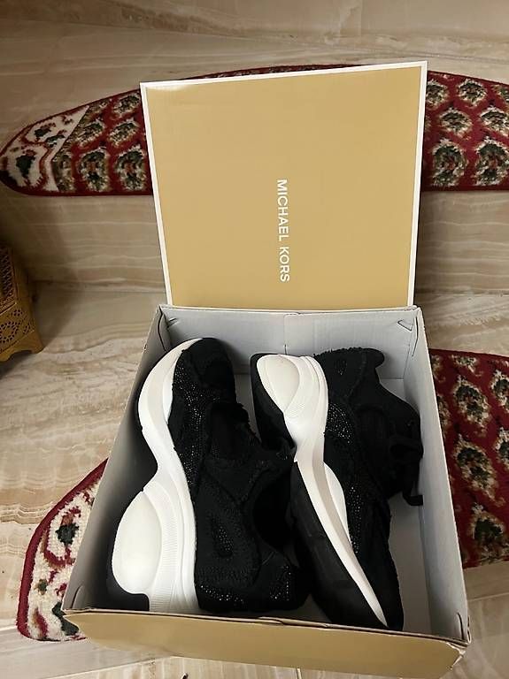 Damenschuhe: Scarpe Michael Kors  – Neu und originalverpackt aus Giubiasco von Sasa73
