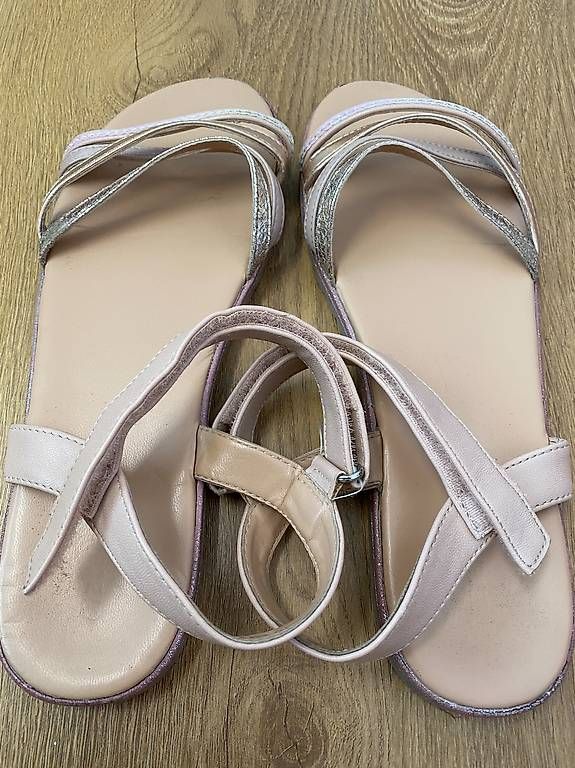 Schuhe für Mädchen: SANDALEN IN ROSETÖNEN, GRÖSSE 37 – Gebraucht aus Alberswil von mina012 1
