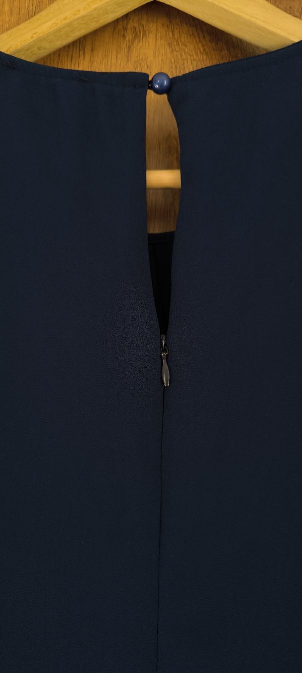 Vestiti: Elegant navy blue dress – Usato da Bern venduto da mar_xn6k 5
