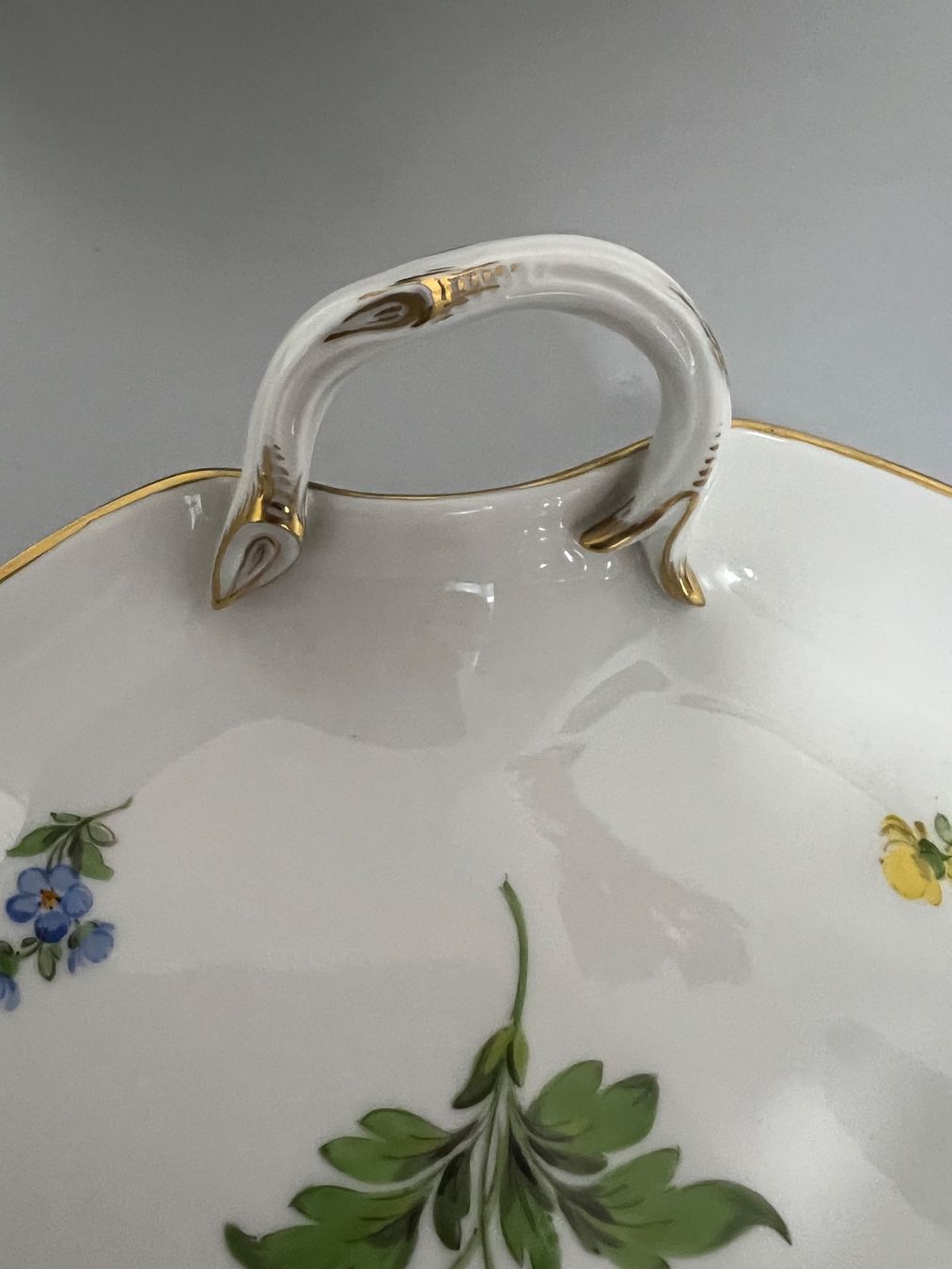 Servierplatten: Henkelschale Meissen – Gebraucht aus Goldach von erika94 1