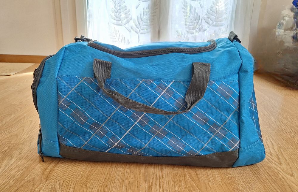 Borse: Sporttasche Reisetasche mit blauem Karomuster – Usato da Lützelflüh-Goldb venduto da bli_f2v9